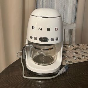 Smeg 10 cup coffee maker
